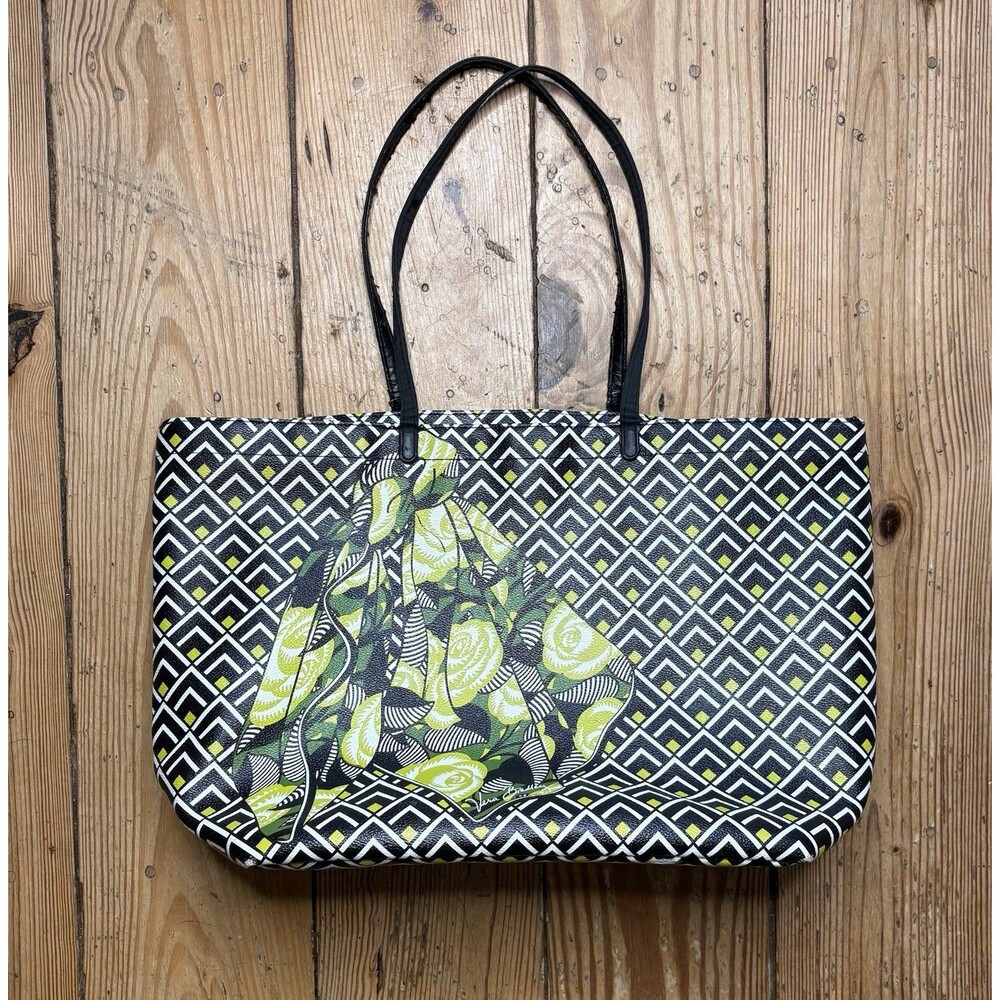 Vera Bradley tote bag in the La Neon Rose pattern Non Adjustable Strap Purse